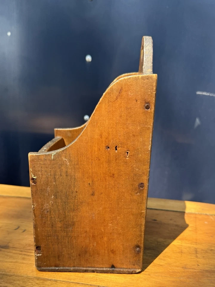 PRIMITIVE SALT BOX WOOD Wall HANGING ANTIQUE Vintage - Image 2 of 4