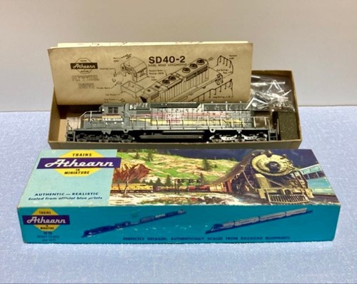 Mal estado el ferrocarril escala HO Athearn SD40-2 4455 | Condition: Usado