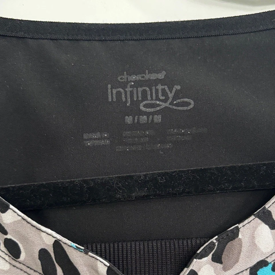 Blusa exfoliante Cherokee Infinity M con estampado de leopardo Foto 2 de 4