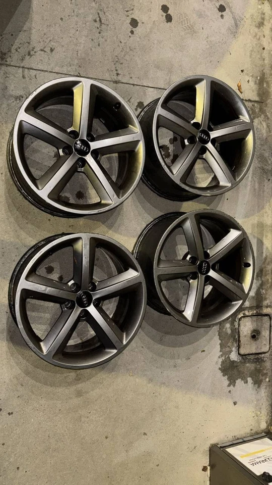 cerchi originali audi 18 grigi usati - Immagine 2 di 2