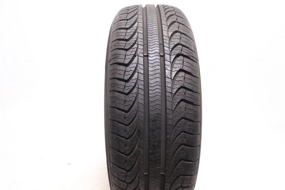 Nuevo 205/60R16 Pirelli P4 Four Season Plus - 92H - 11.5/32 Foto 2 de 4