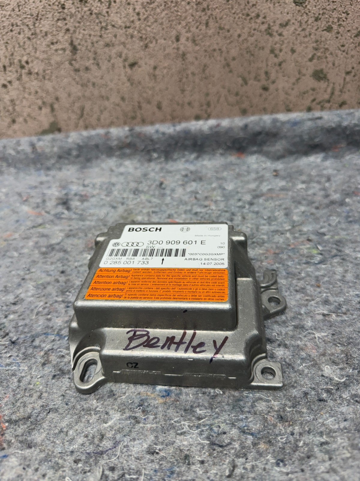 Bentley Continental Flying Spur Control unit P/N 3D0909601E