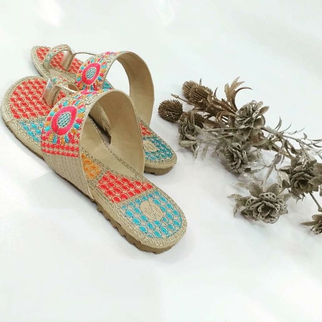 ladies sandal chappal