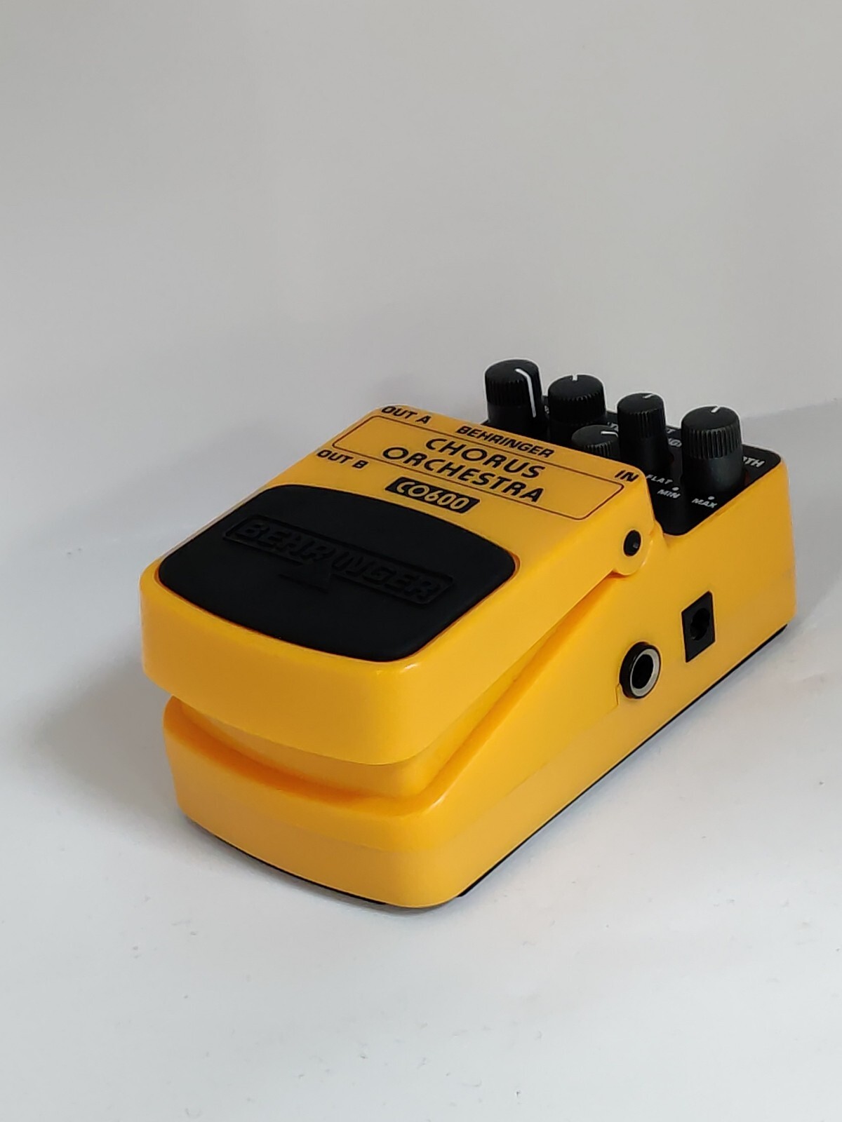 Behringer CO600 Chorus Orchestra Effects Pedal roc eBay