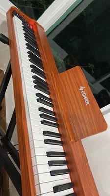 Donner DEP-1S Piano Keyboard 88 Keys Full Size Wood Grain + Stand Sustain Pedal