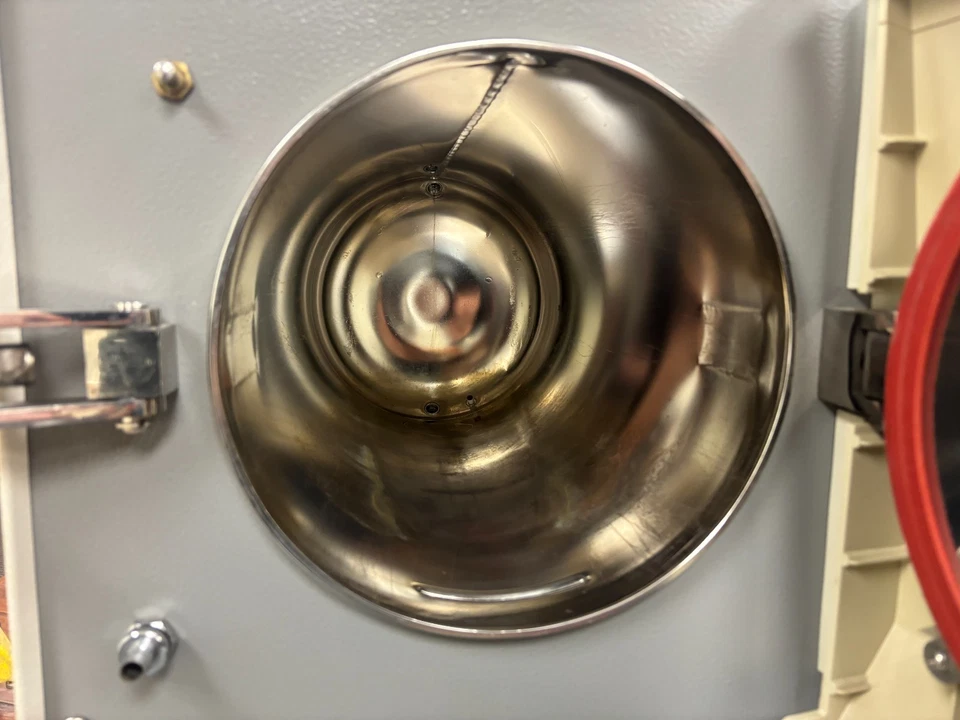 Tuttnauer 2340EA Autoclave Steam Sterilizer - Image 3 of 4