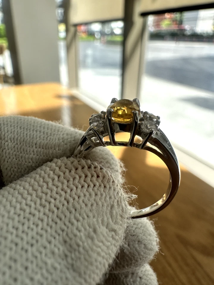 Elegant November Birthstone Citrine Ring in 925 Silver  - Image 4 of 4