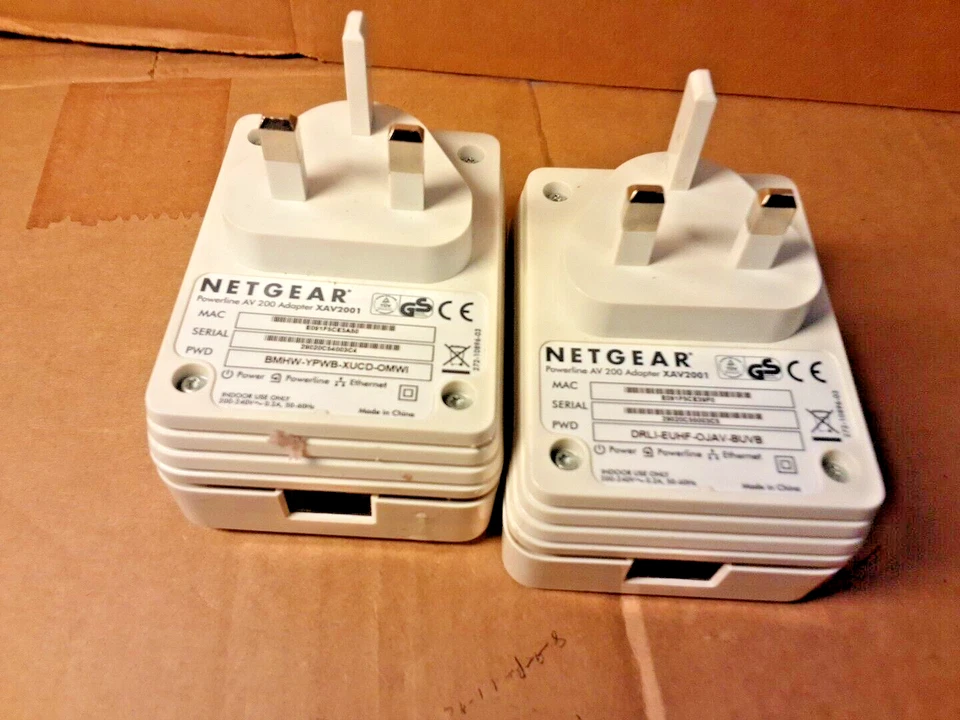 Netgear Powerline AV 200 Powerline Adapter XAV2001  PAIR - Image 4 of 4