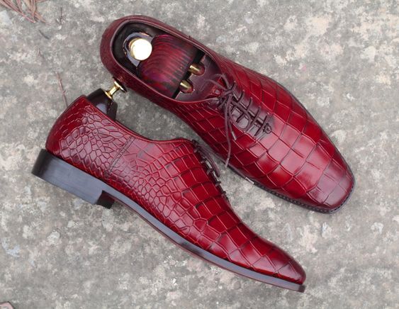 Handcrafted Men's Red Crocodile Print Leather Oxford Lace Up Dress