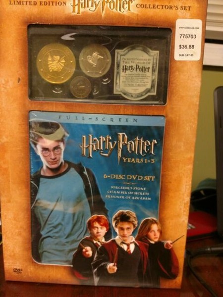 Limited Edition Harry Potter 6 Dvd Collector S Set Years 1 3 Keepsake Coins For Sale Online Ebay