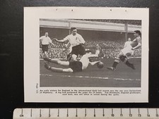 Action Pic from 1949-50 FOOTBALL Annual - BRADFORD NORTHERN v HALIFAX + ENGLAND