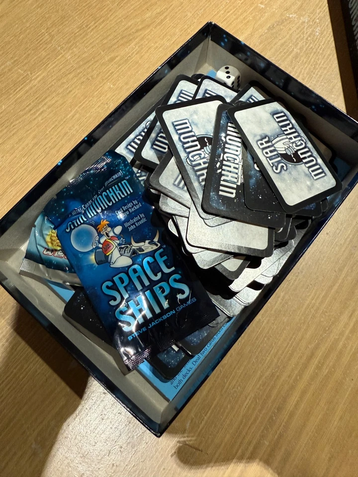 Star Munchkin Strategy Card Game (First Edition, 6th Printing 2008) - Image 3 of 4