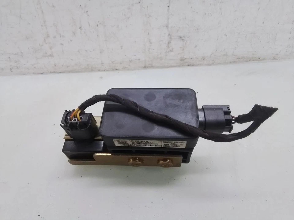 Volkswagen Golf IV 2000 ESP rotation rate sensor lateral acceleration sensor DND100415 - Image 2 of 4