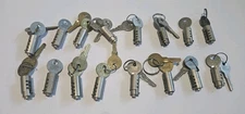 Steelcase Grand Rapids Michigan FR Lock Cylinders With Keys Lot Of 16. 