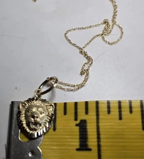 14K Gold Lion Head Pendant w/RCI 14K 18" Gold Chain Necklace = 1.7 gms