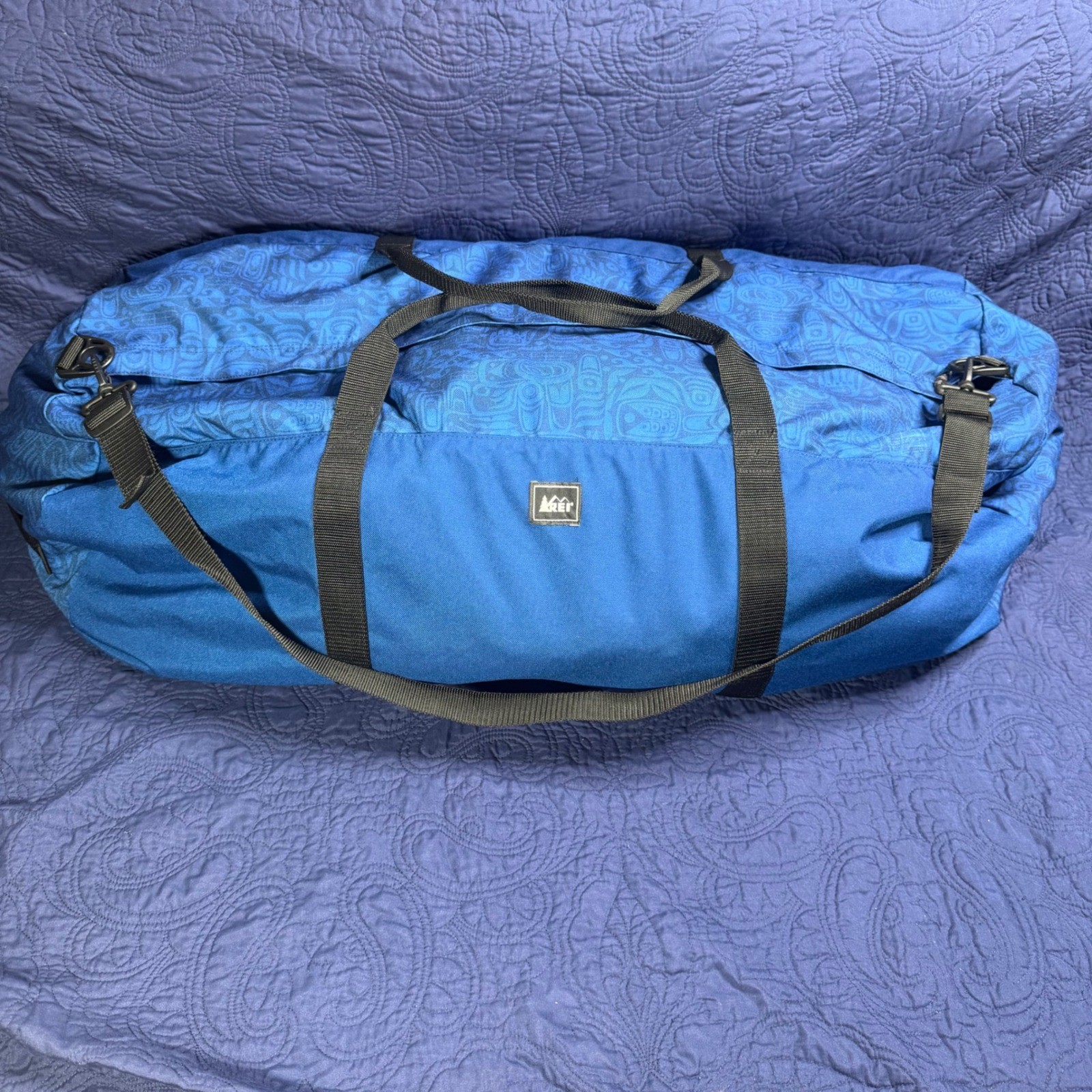 Vintage REI XXL Blue Tribal Print Duffel Bag Travel Camp Gym Shoulder Strap