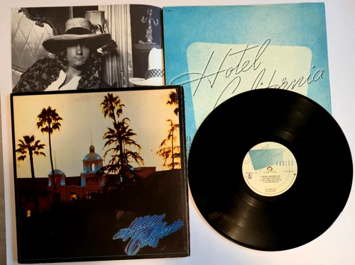 Eagles Hotel California 1976 LP 1st Press 7E-1084 6 O’clock w/Poster & Inner
