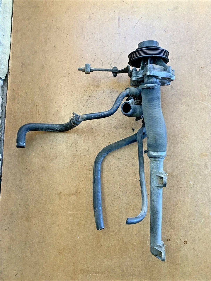 1993-1994 Jaguar XJ6 Water Pump Coolant Engine Pulley 4.0L EBC8221CA OEM - Image 3 of 4