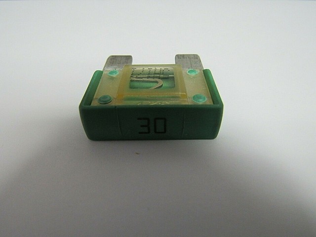 Предохранитель 30а 32v