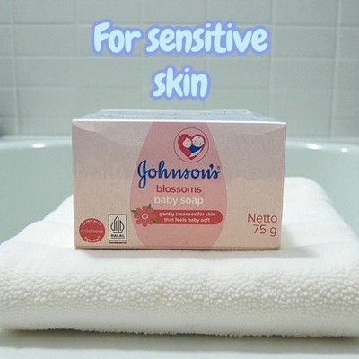 Johnson's Baby Body Soap Bar, Baby Bath and Skin Care (Pack - 12) 75g - 2.65 oz 