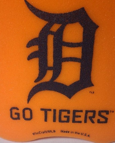 2015 Detroit Tigers foam hand claw MLB Souvenir ~ Pre-owned - Bild 2 von 5