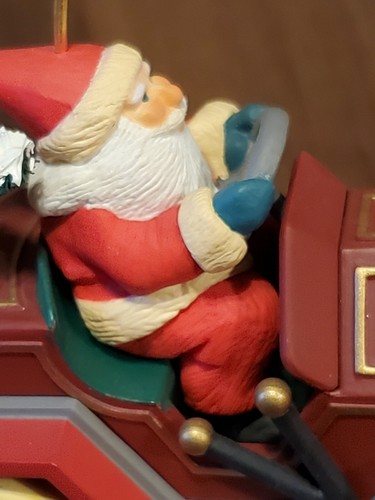 Santa’s Roadster- Hallmark Keepsake Ornament 1995 #17 In Series NOS ~ T6592 - Picture 13 of 17