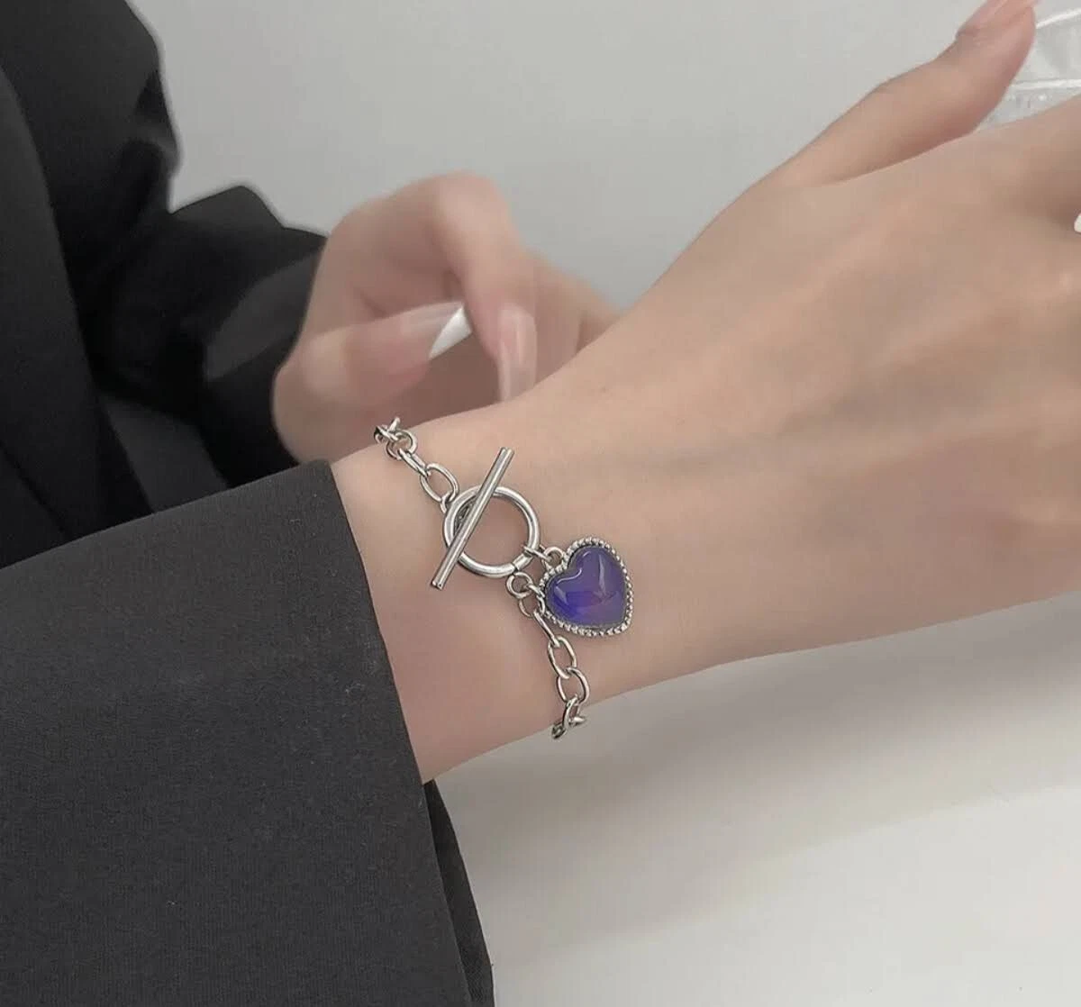 Discover 158+ temperature control bracelet latest ceg.edu.vn