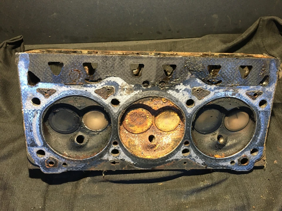 Culata trasera 95-02 Chevy Camaro Firebird serie 3,8 L 2 L32 Foto 2 de 4