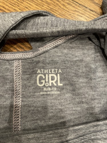 Athleta Girl size 8-10, short sleeved criss cross top - Picture 3 of 3