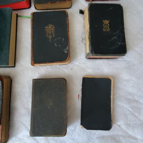 Vintage Antique Catholic Prayer Book Lot Girl's Guide Lasance Missal Key Pocket - Picture 4 of 12