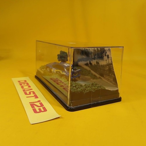 Hachette SUBARU IMPREZA WRC 2001 RALLY AUSTRALIA Blue (1/64)in DIORAMA with Case - Picture 5 of 9
