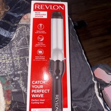 Revlon Perfect Heat Curling Iron 1 1/2" Ceramic Barrel Model RV050N4