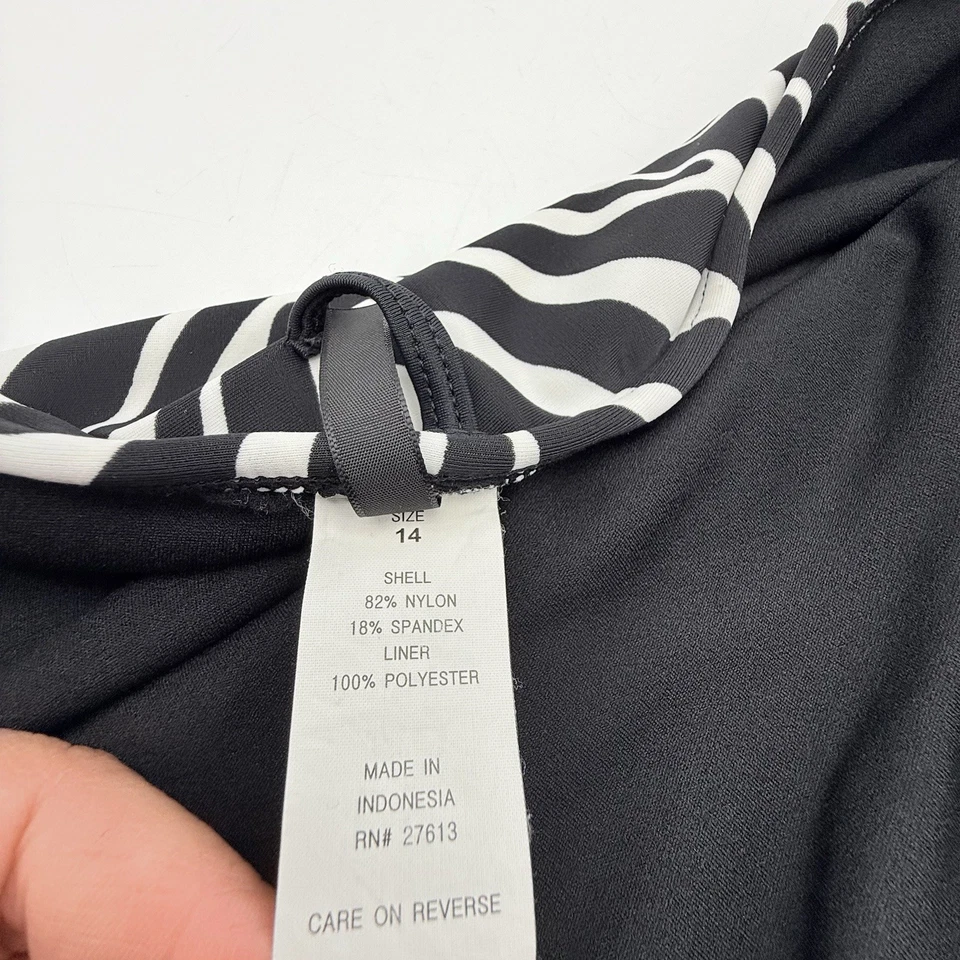 Parte inferior de bikini de baño Daisy Fuentes talla 14 traje de baño negro estampado de cebra Foto 3 de 4