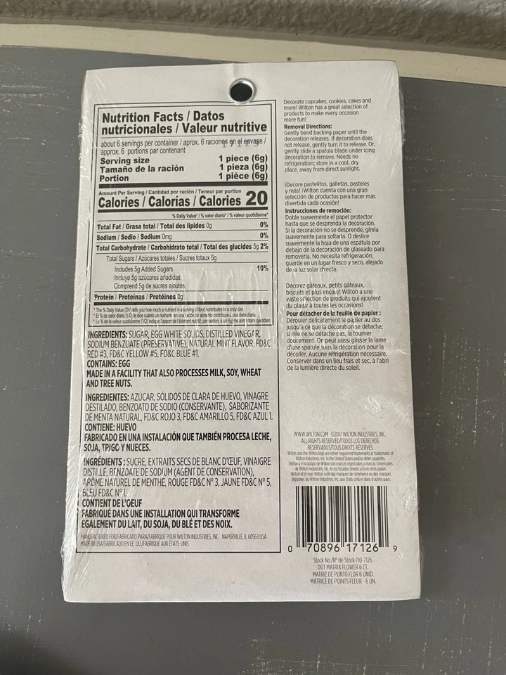 Wilton 3D Flowers Royal Icing Decorations, 12 count for cakes or cupcakes 2 pk - Image 3 of 3