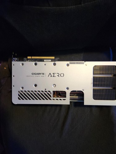 GIGABYTE GeForce RTX 4080 Super AERO OC 16GB GDDR6X Graphics Card - Picture 3 of 6