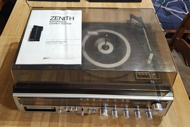 Working Zenith IS 4021 Integrated Stereo System & Allegro 100, MC100 Speakers