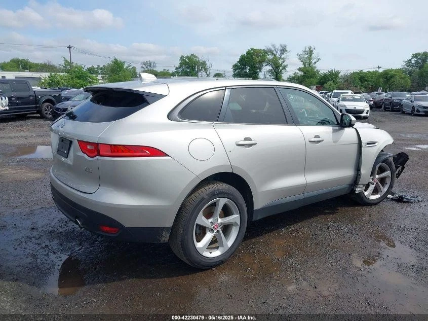 Used Left Tail Light Assembly fits: 2017 Jaguar F-pace quarter panel mounted Lef - Image 4 of 4