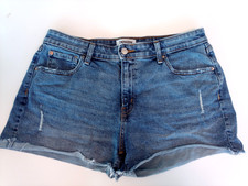 Levi's Denizen Vintage High-Rise Raw Hem Denim Shorts Blue Size 32 Distressed