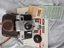 zeiss ikon contarex camera with case.