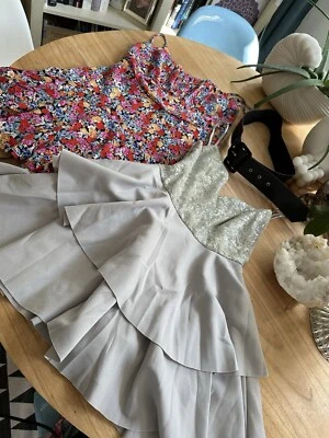 2x Festliches Sommer-/Party-Kleid Gr. 34/S & Gürtel Als Beigabe - Bild 1 von 4
