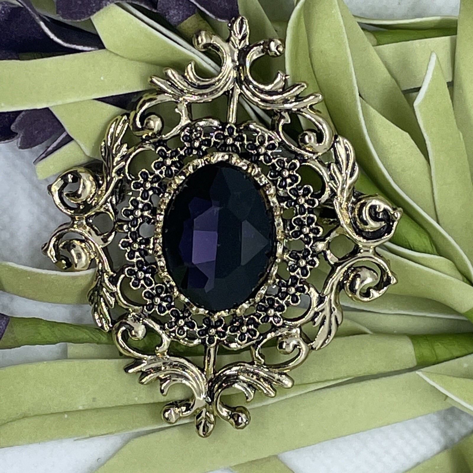 SWEATER CLOAK VIKING PURPLE GOLD Pin Brooch Victorian Hat Garter Bouquet Wedding-image