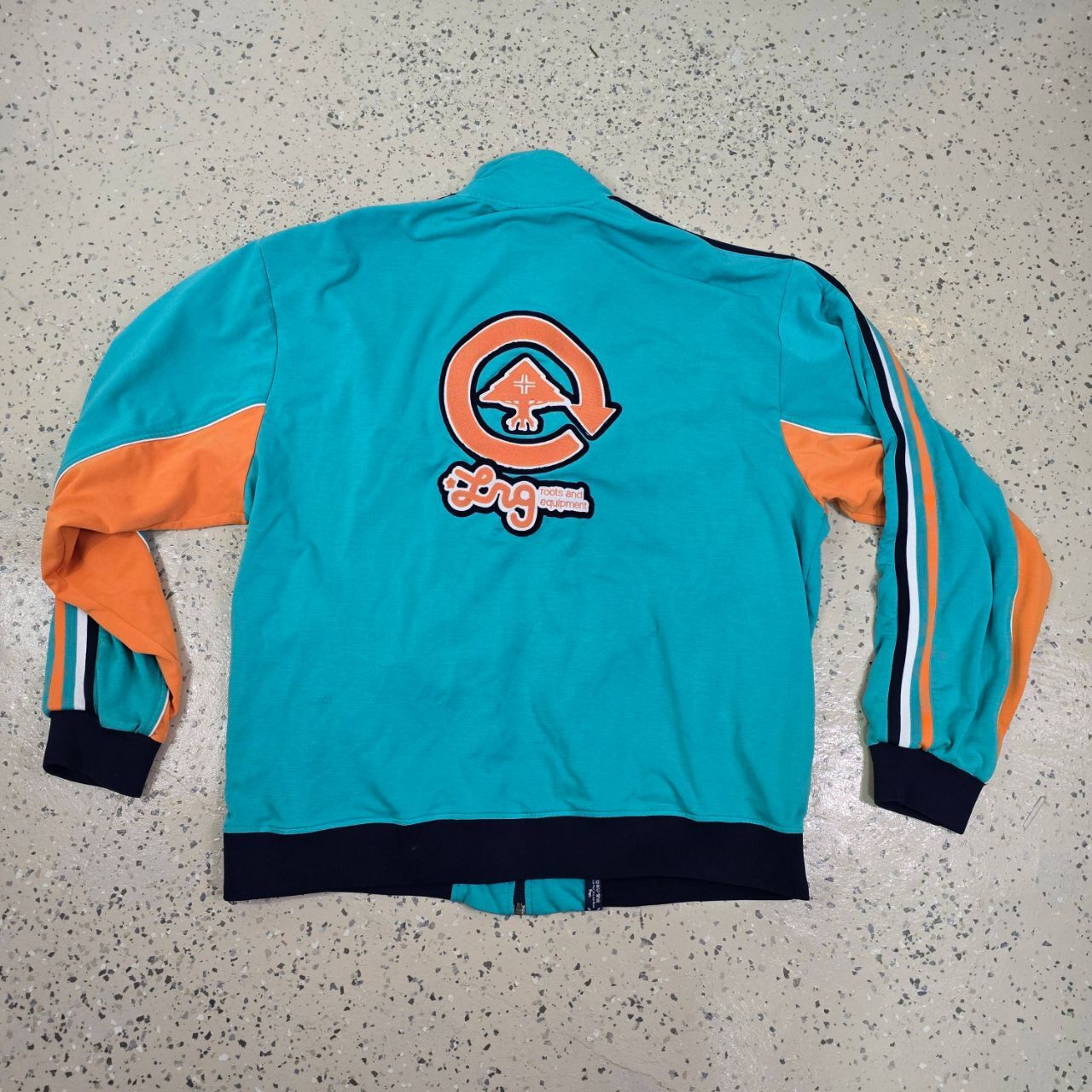Picture 2 of 10
