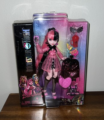 Monster High G3 Generation 3 Fashion Doll New - Draculaura