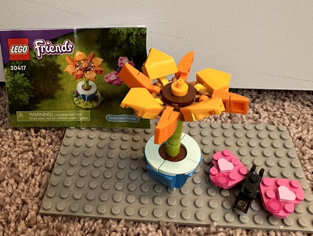 LEGO FRIENDS: Garden Flower and Butterfly (30417)