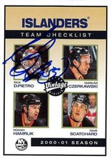 Rick DiPietro autographed Hockey Card (Islanders) 2001 Upper Deck Vintage #165