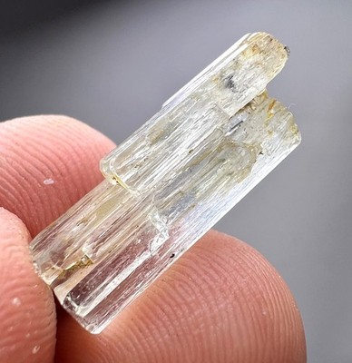 8.8 CT. Full Terminated Aquamarine Crystal  - PAK