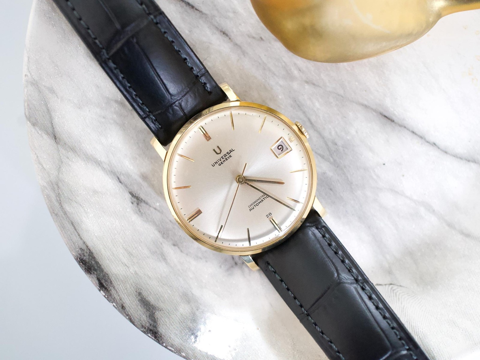 Universal Genève Chronometer Automatic 18K Gold M… - image 17