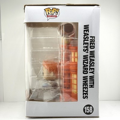 Funko Pop! Deluxe: Harry Potter-Fred Weasley Weasleys' Wizard