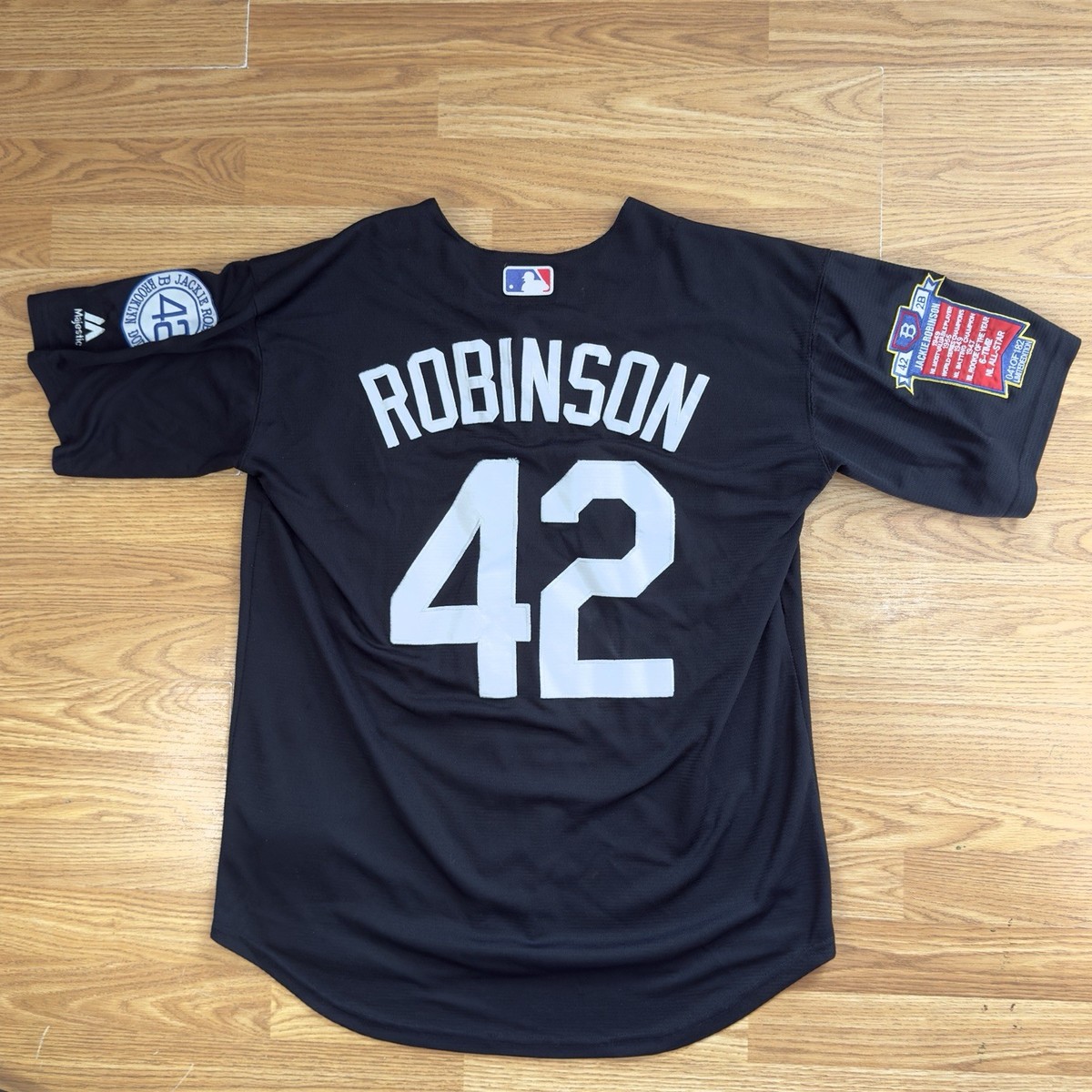 Jackie Robinson Majestic Cooperstown Collection Size XL Limited