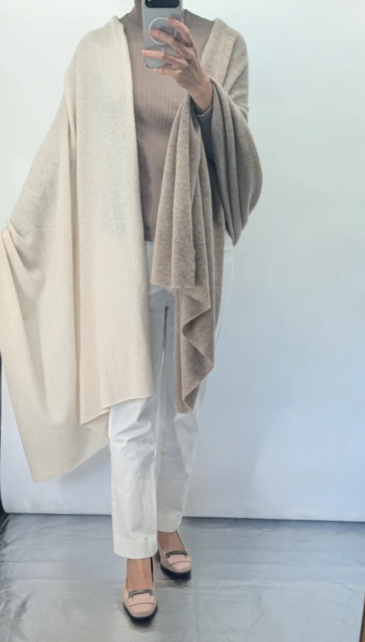 NWOT White + Warren Colorblocked Cashmere Travel Wrap Natural/Beige 81'' x 36'' - Image 3 of 4